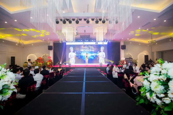 Thanks Party Hoa Hậu Quốc Tế Toàn Cầu Phạm Trần Hoa Quyên (2)