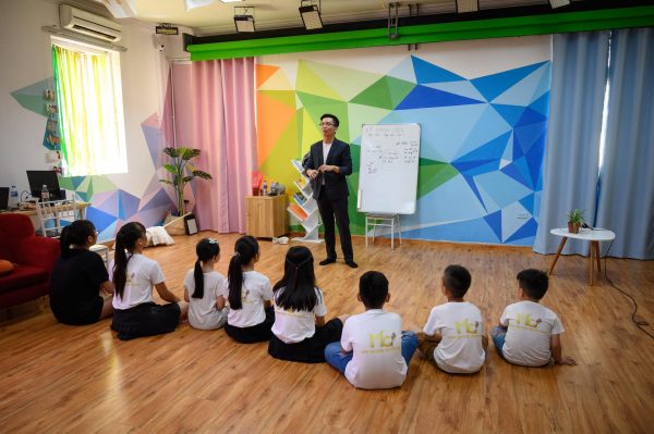 Vtv Về Thăm Lớp Mc Nhí (8)